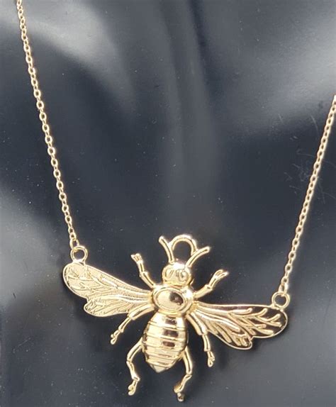 gucci bee necklace gold|Gucci sunglasses with bee.